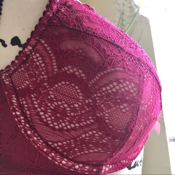 Victoria secret sz 36D wired bra - Picture 5 of 5